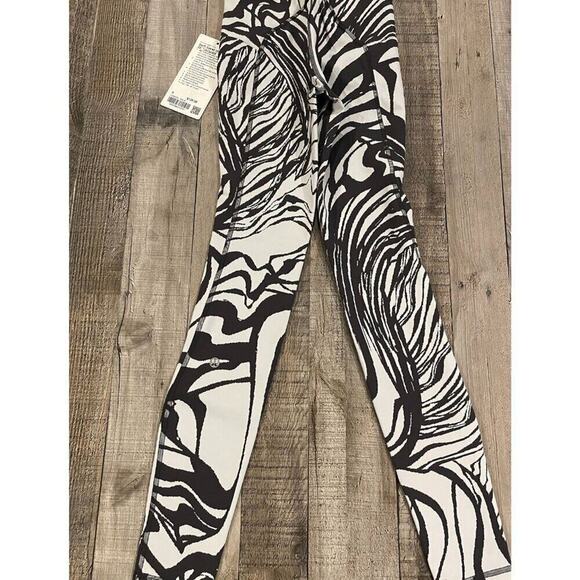 NWT Lululemon Swift Speed High-Rise Tight 28" in Jacquard | Size 0 - Picture 5 of 16